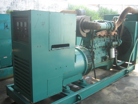 大方租赁发电机- 发电机碳刷磨损的原因是什么