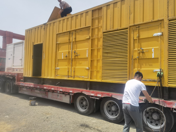 大方发电机出租100KW发电机需要什么规格的电缆线？