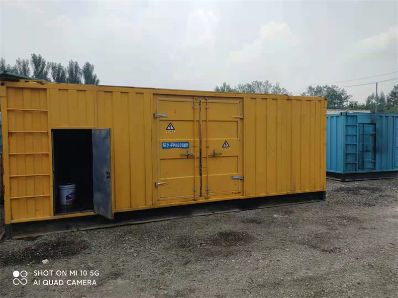 大方200KW柴油发电机组需要配备什么型号的电缆线？