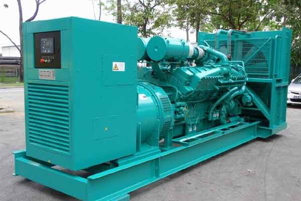 大方柴油发电机组电压不稳定怎样维修？