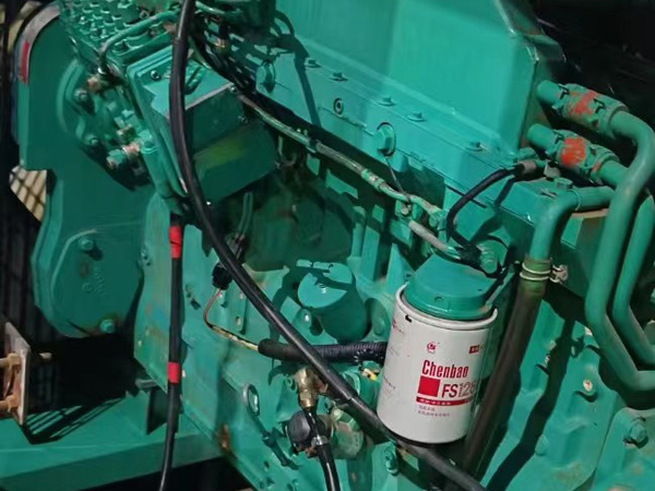 大方如何确定新的发电机组控制系统是否与原系统兼容？