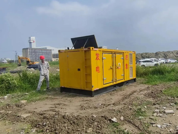 大方200KW柴油发电机机组每小时的油耗量受哪些因素影响？